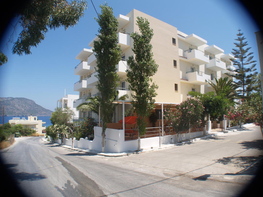 Iolkos Hotel Karpathos Bagian luar foto